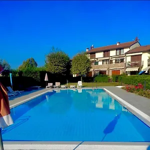 https://appartamento-elena-garda.hotelinveneto.com