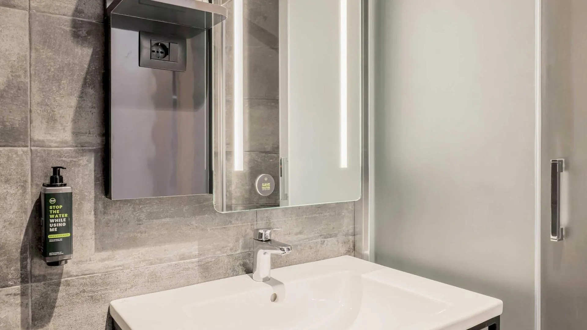 B&B Hotel Prato City Center 3*, 普拉托